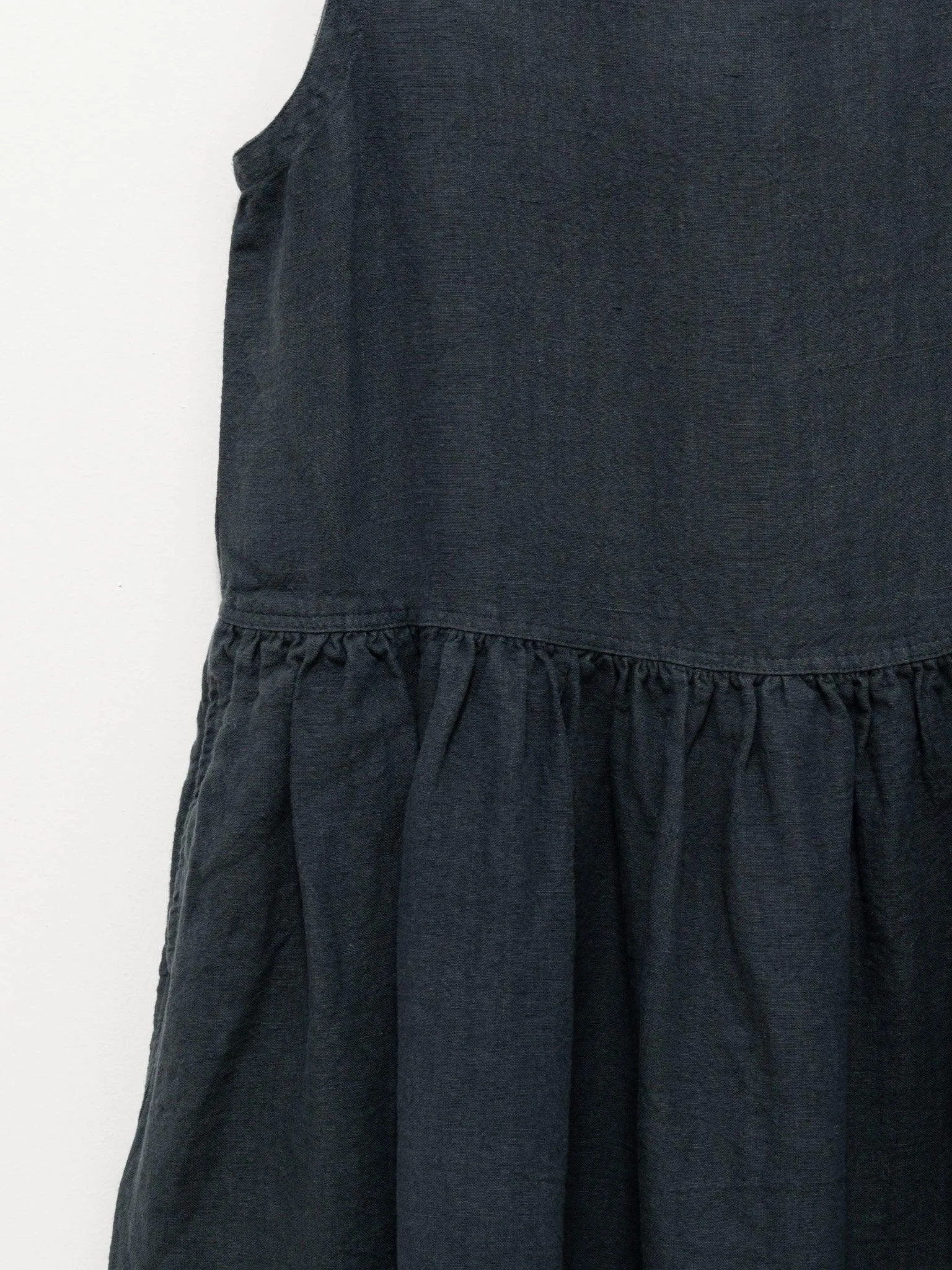 Azumadaki Sleeveless Dress - Charcoal