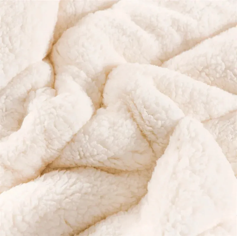 SINOTAO  -  Coral Fleece Autumn Winter Warm Blankets for Bed 3 Layers Thicken Flannel Blanket Quilt Soft Comfortable Warmth Quilts Washable